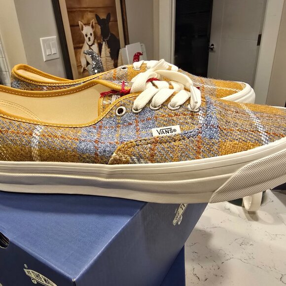 VANS PREMIUM Authentic Harris Tweed® VN000EBNJM9 TAN Men Shoes Size 12 NEW - Picture 1 of 13